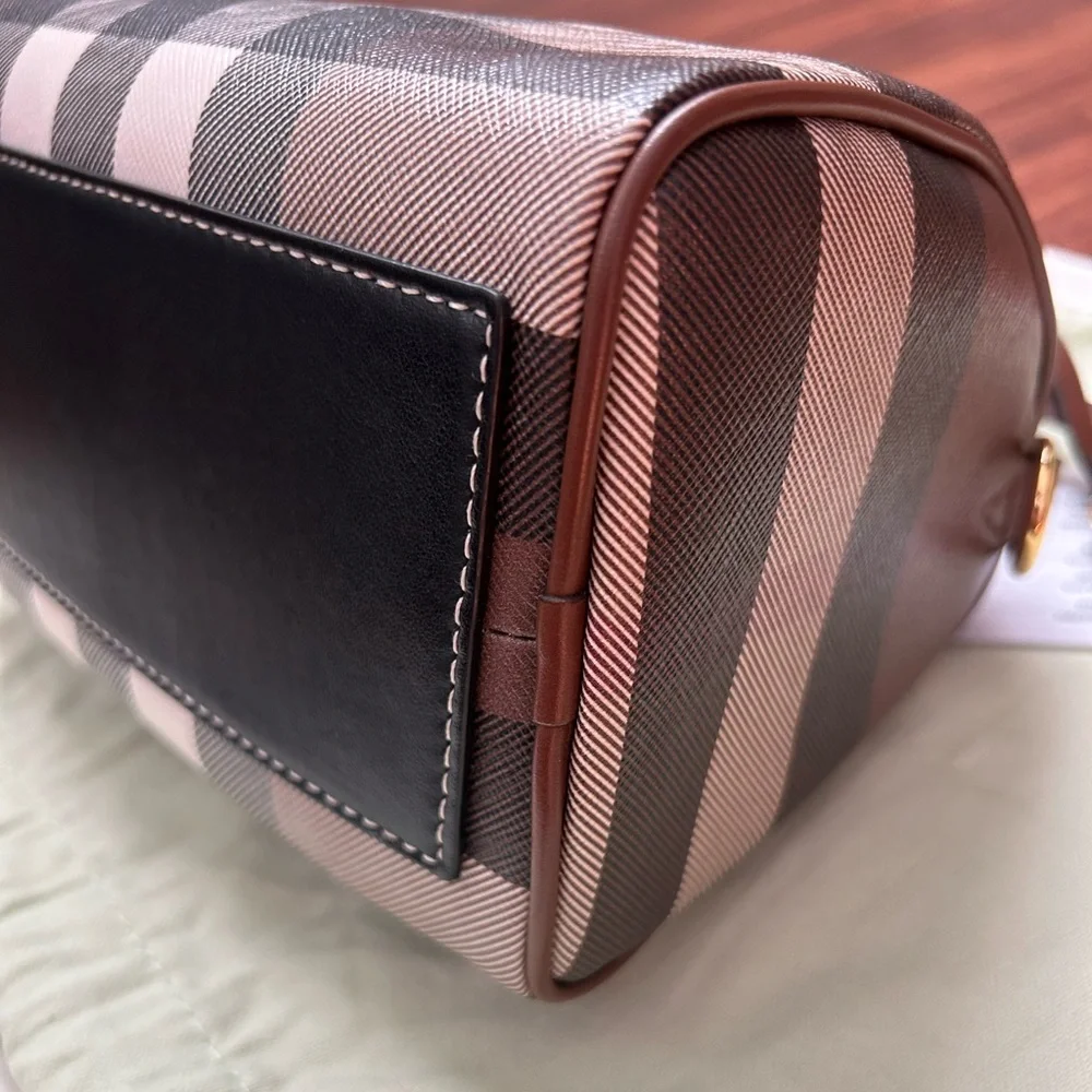 Burberry mini bowling bag - Picture 11 of 14